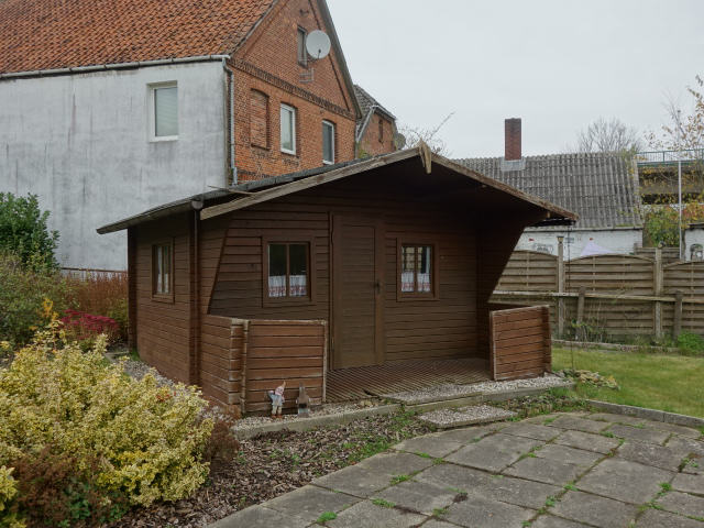 Handwerkerprojekt: Wohnhaus mit Gewerbefläche in Neuhaus